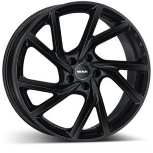 MAK KASSEL  (Pallokartiopulteilla)